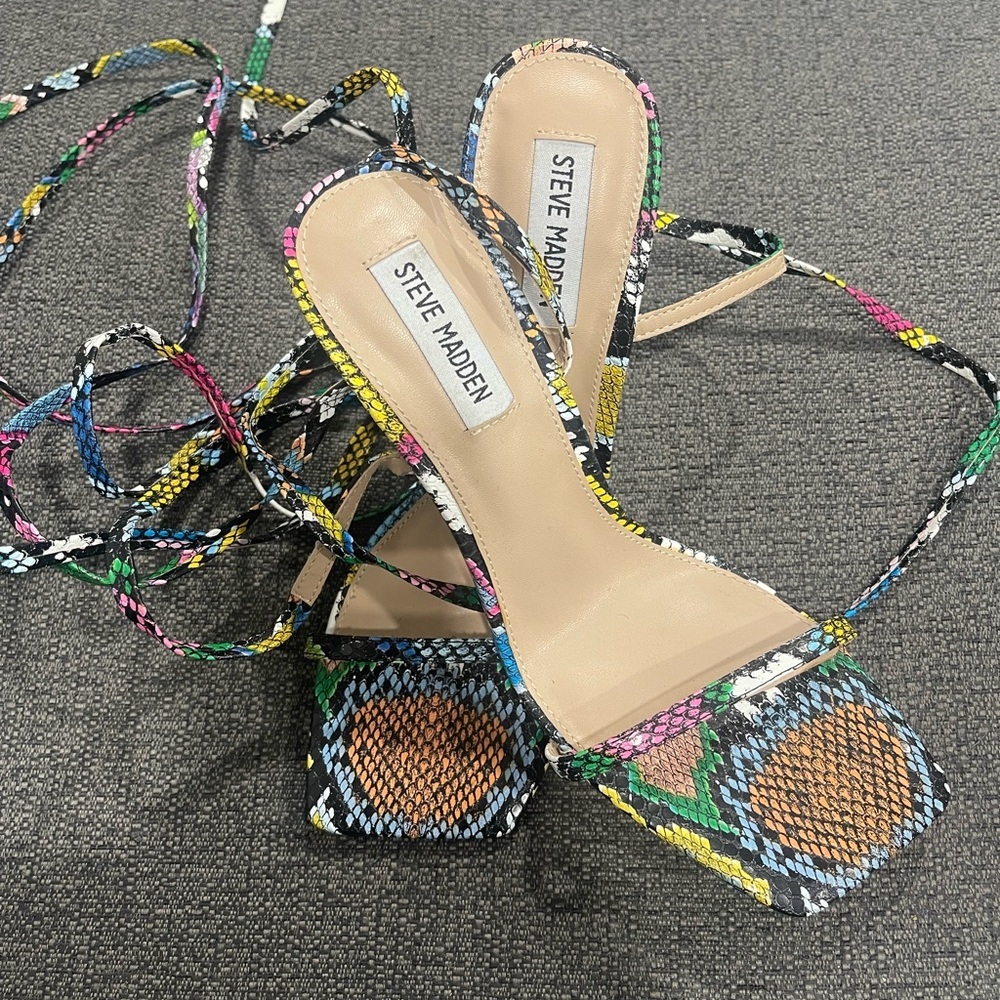 Steve Madden Multicolor Strappy heels
